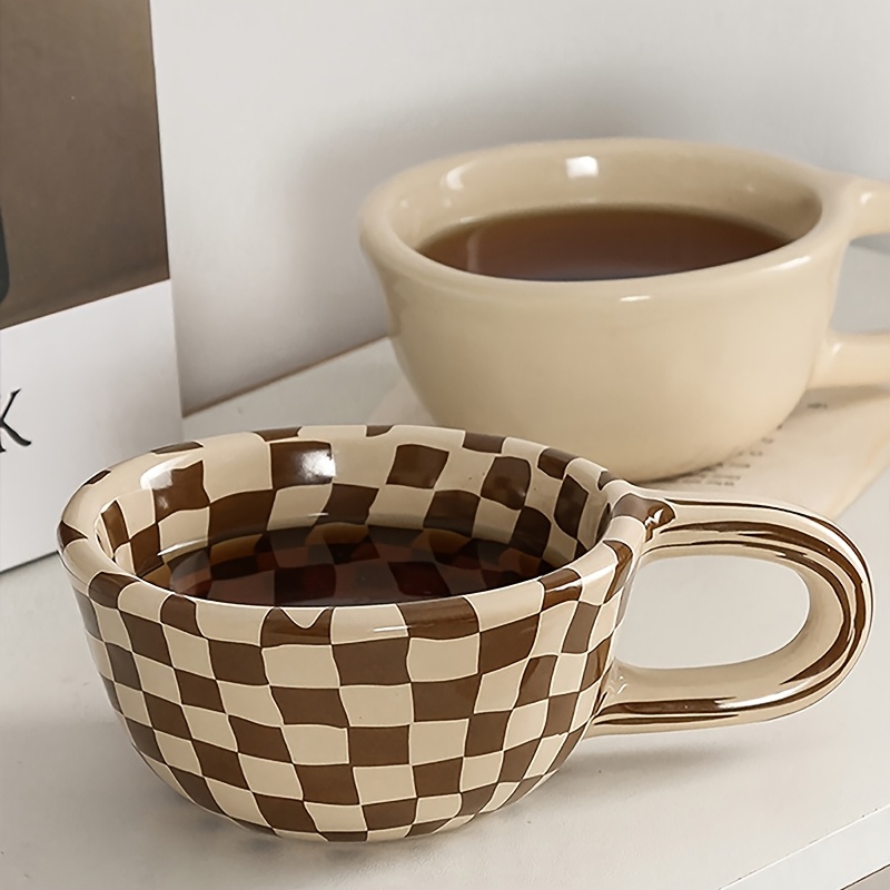 1pc Checkered Mug, High Aesthetic Creative Niche Design Ceramic Mug, Milk Cup, Suitable for Home Decor, Breakfast Cup, Afternoon Tea Coffee, Restaurant Cafe, Latte Art Cup, Gift - Image 6