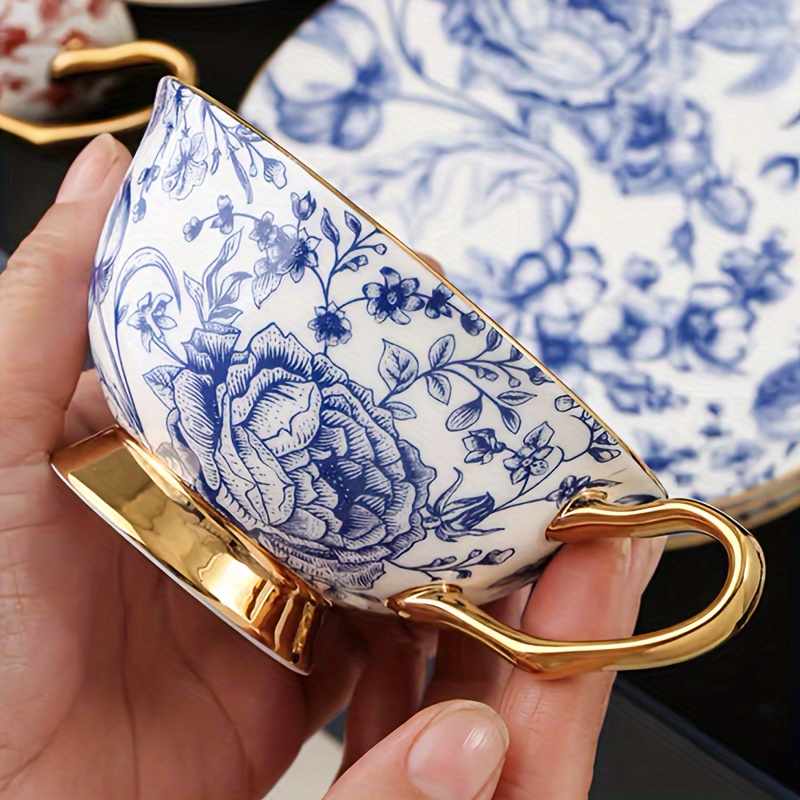 1pc Bone China Cup and Saucer , Ceramic Tea Coffee Cup for Wedding, Vintage Blue and White Porcelain Flower Pattern, Ceramic Royal Luxury Coffee Mug, Porcelain Latte Cup Saucer Teacup for Afternoon Tea, Mother