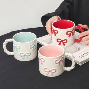 1pc New Creative 3D Bow Mug, High Aesthetic Twisty Handle Coffee Cup, Ceramic Coffee Cup, Milk Cup Water Cup, Microwave Safe, Perfect Gift for Bestie, Cute Girly Heart Drinking Cup, Valentine'S Day Gift. Souvenir Gift - Image 2