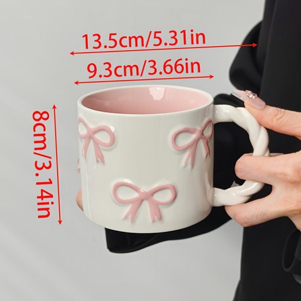 1pc New Creative 3D Bow Mug, High Aesthetic Twisty Handle Coffee Cup, Ceramic Coffee Cup, Milk Cup Water Cup, Microwave Safe, Perfect Gift for Bestie, Cute Girly Heart Drinking Cup, Valentine'S Day Gift. Souvenir Gift