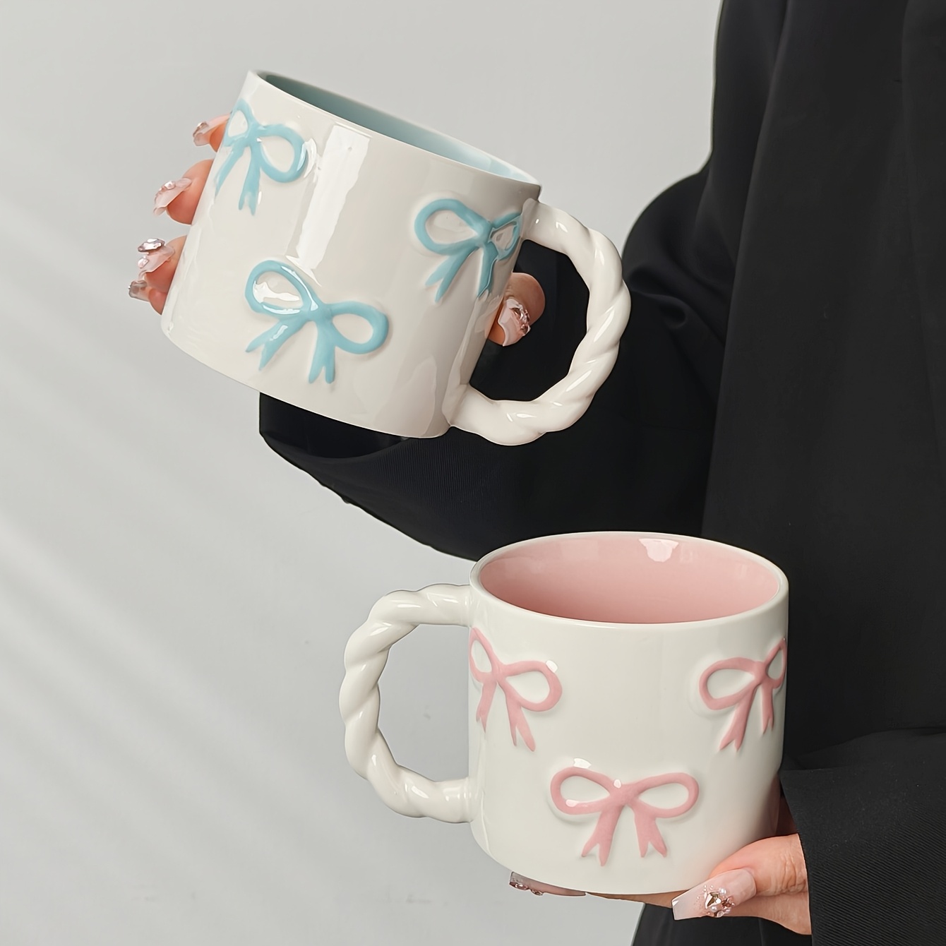 1pc New Creative 3D Bow Mug, High Aesthetic Twisty Handle Coffee Cup, Ceramic Coffee Cup, Milk Cup Water Cup, Microwave Safe, Perfect Gift for Bestie, Cute Girly Heart Drinking Cup, Valentine