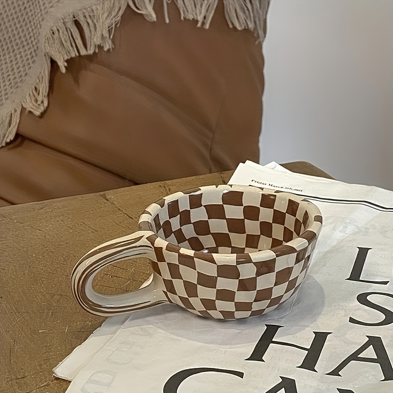 1pc Checkered Mug, High Aesthetic Creative Niche Design Ceramic Mug, Milk Cup, Suitable for Home Decor, Breakfast Cup, Afternoon Tea Coffee, Restaurant Cafe, Latte Art Cup, Gift - Image 8